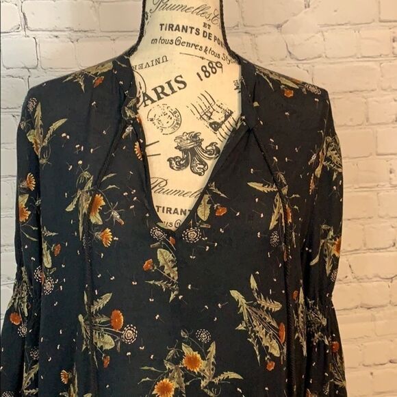 She + Sky / blouse / size small - Picture 2 of 9